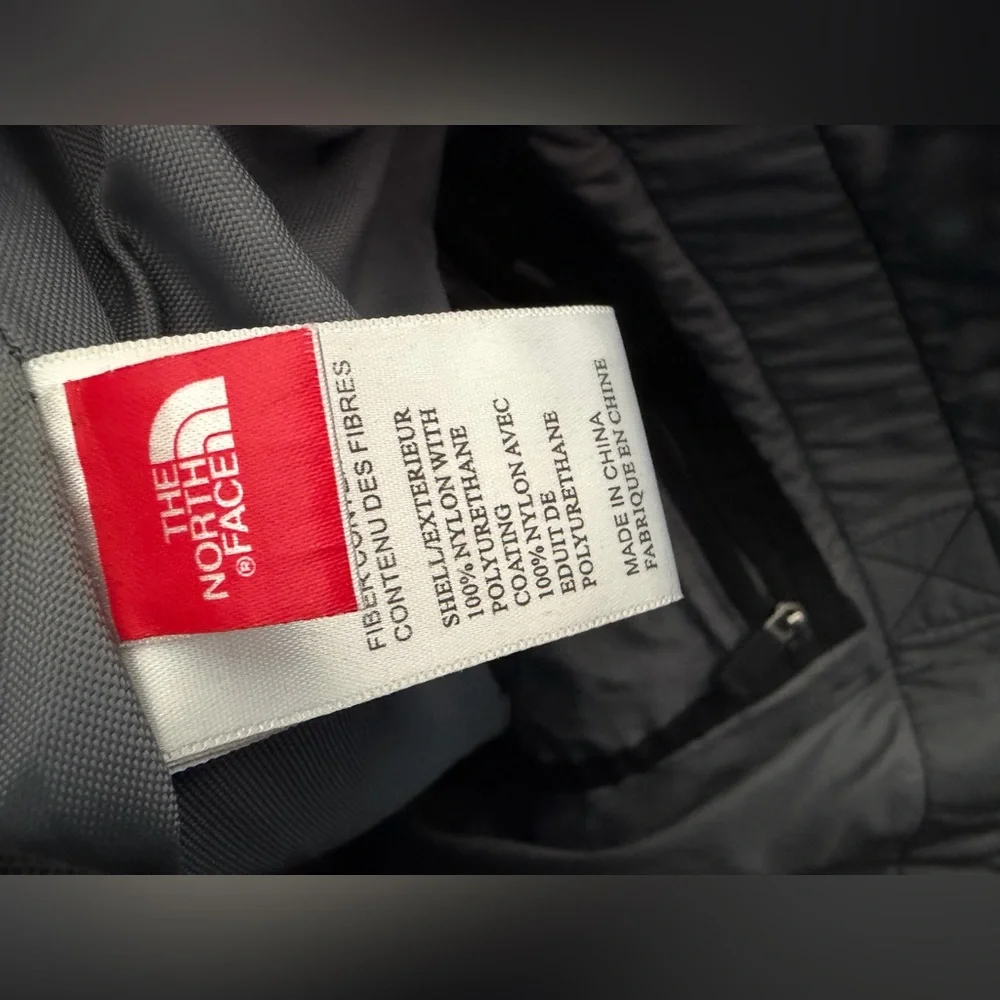 The North Face Tote - Picture 5 of 8